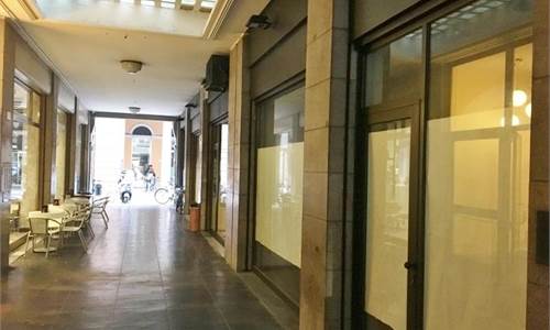 Commercial Premises / Showrooms for Sale in Forlì